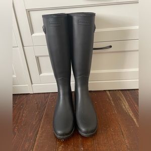 Hunter rain boots Size 9 womens